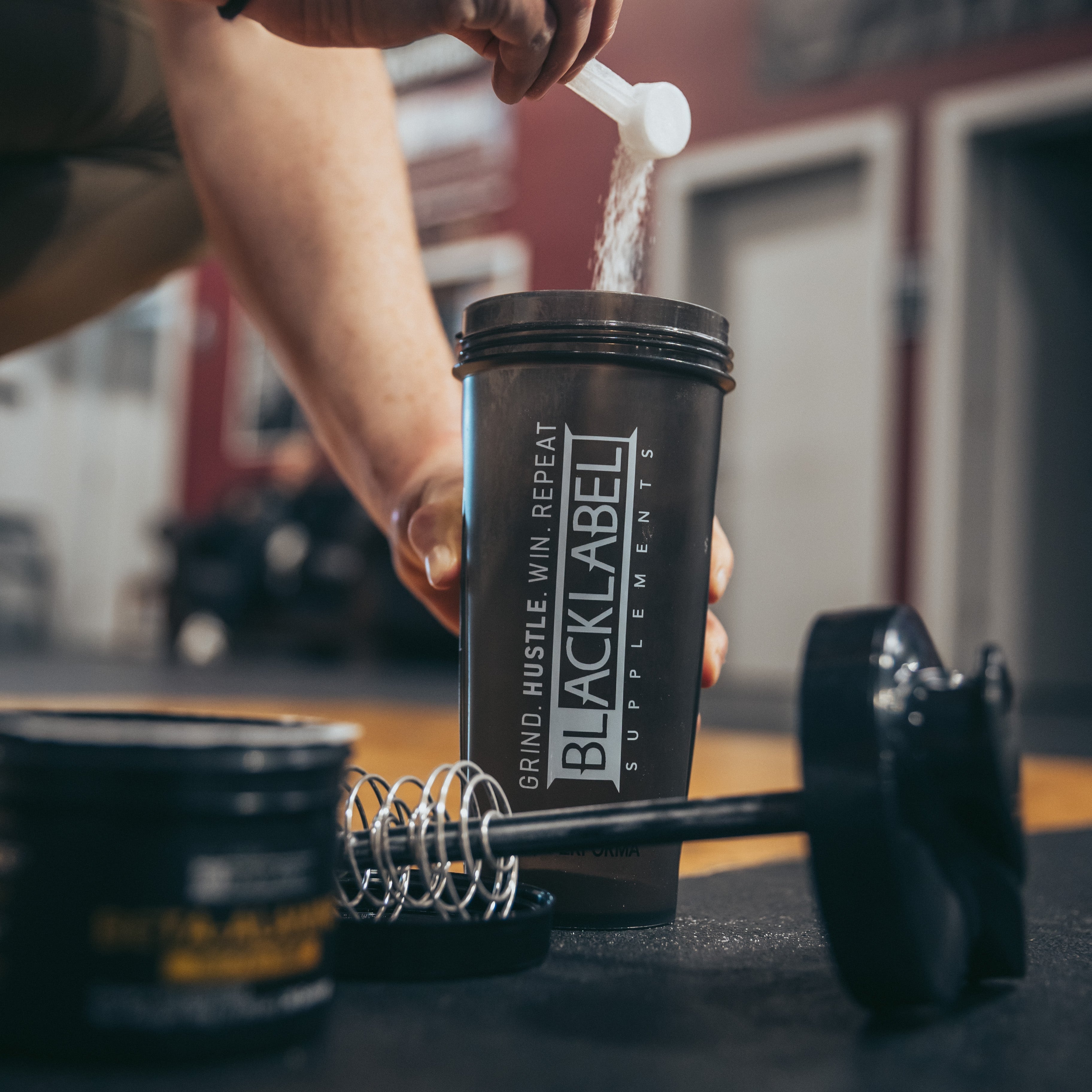 28 oz Protein Shaker Bottle