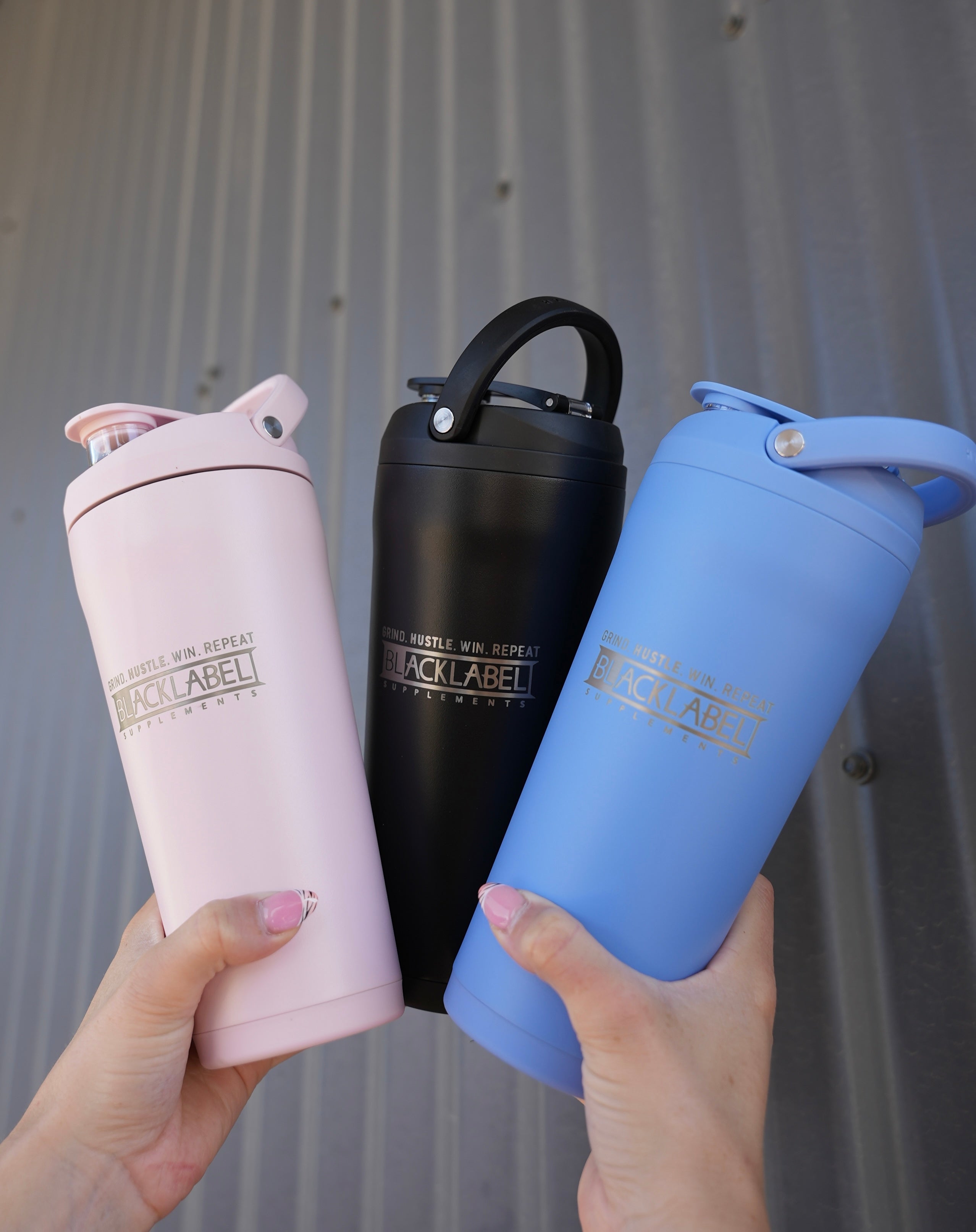 HydroJug 24 oz Insulated Shaker Bottle