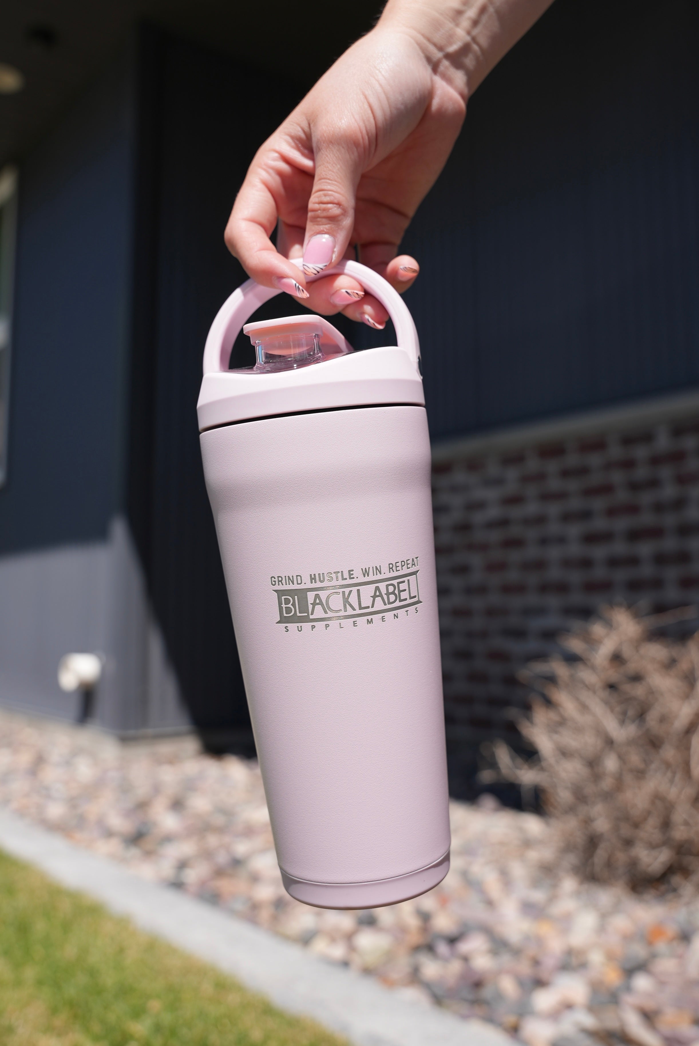 HydroJug 24 oz Insulated Shaker Bottle