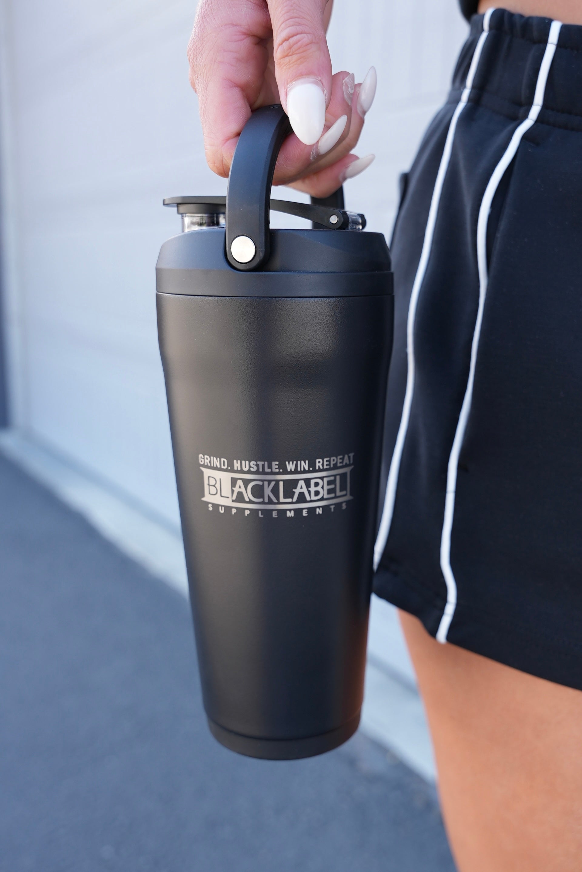 HydroJug 24 oz Insulated Shaker Bottle
