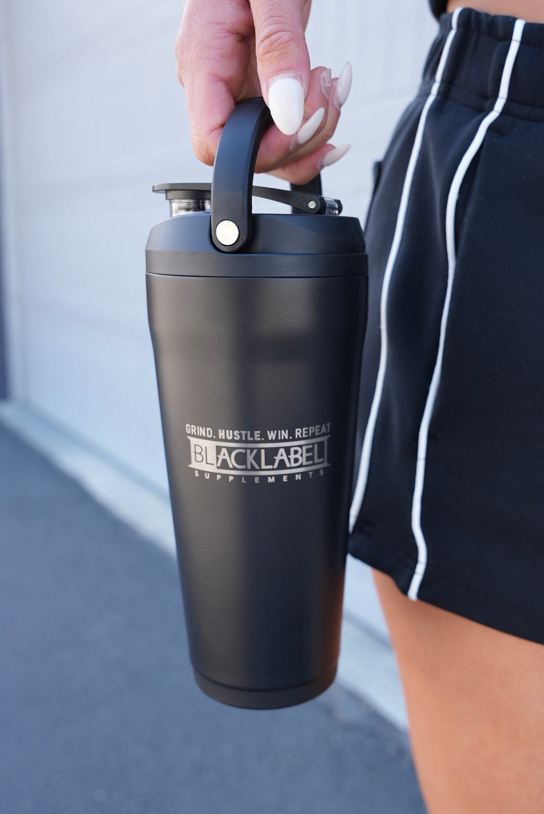 HydroJug 24 oz Insulated Shaker Bottle